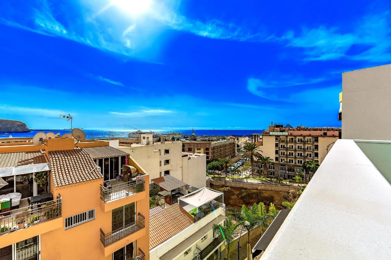 Luxury Penthouse Sea View, Los Cristianos Apartman Los Cristianos  Kültér fotó